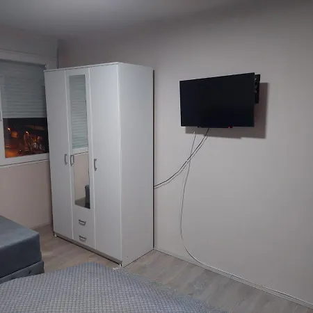 Rajna Apartamento